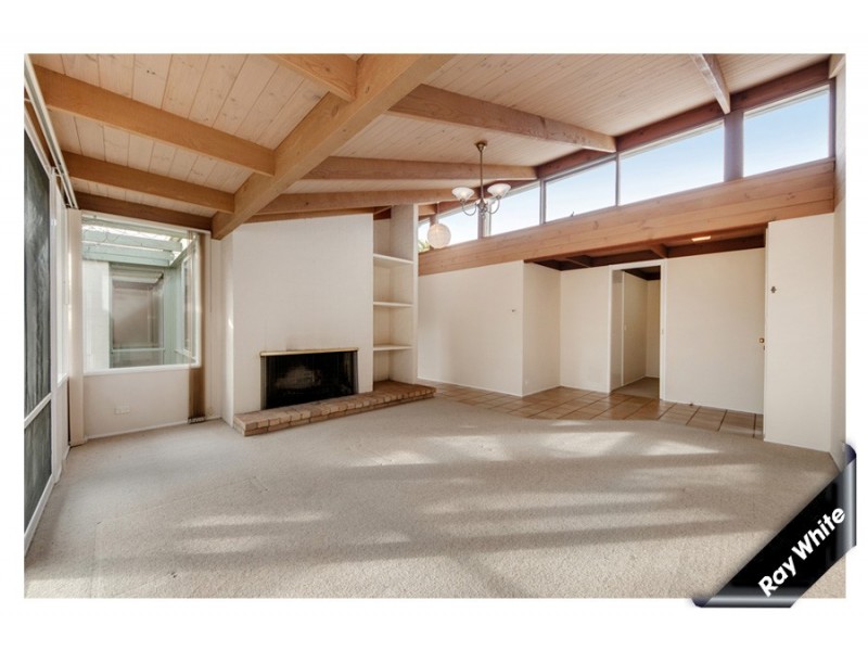 13 Munro Road, Queanbeyan NSW 2620