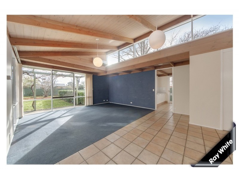 13 Munro Road, Queanbeyan NSW 2620