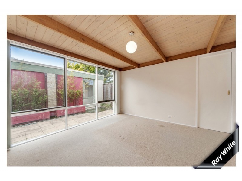 13 Munro Road, Queanbeyan NSW 2620