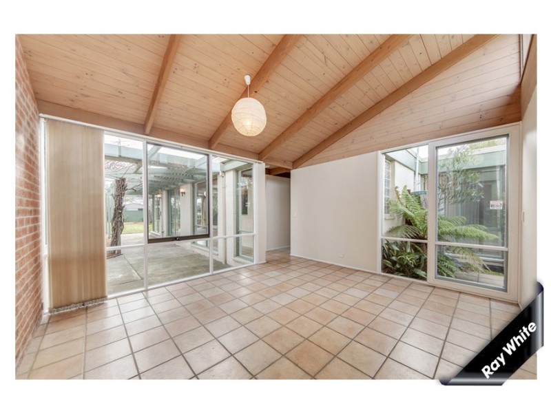 13 Munro Road, Queanbeyan NSW 2620