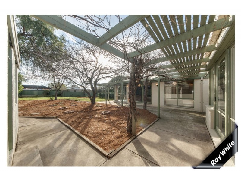 13 Munro Road, Queanbeyan NSW 2620