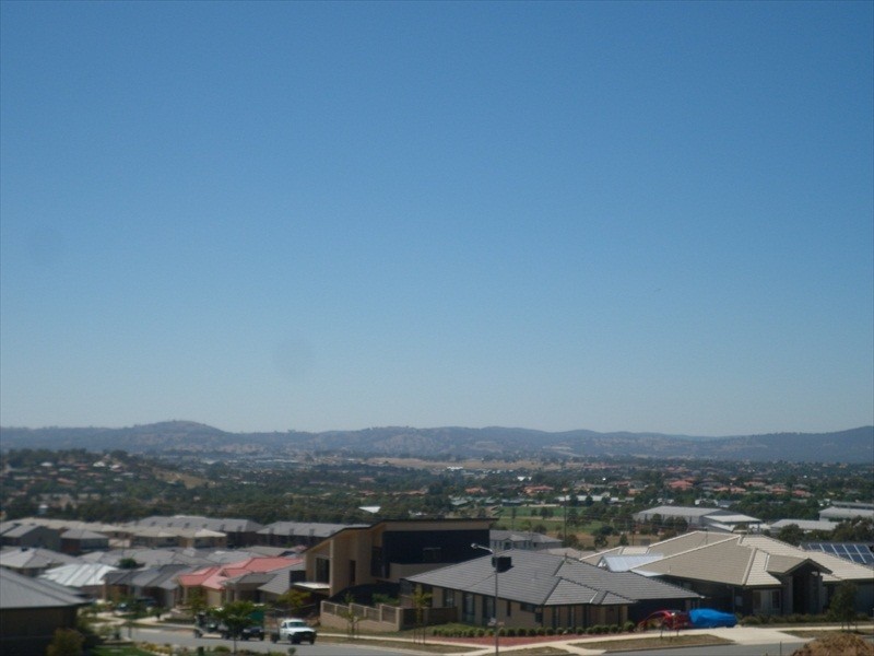25 Ashton Calvert Street, Casey ACT 2913