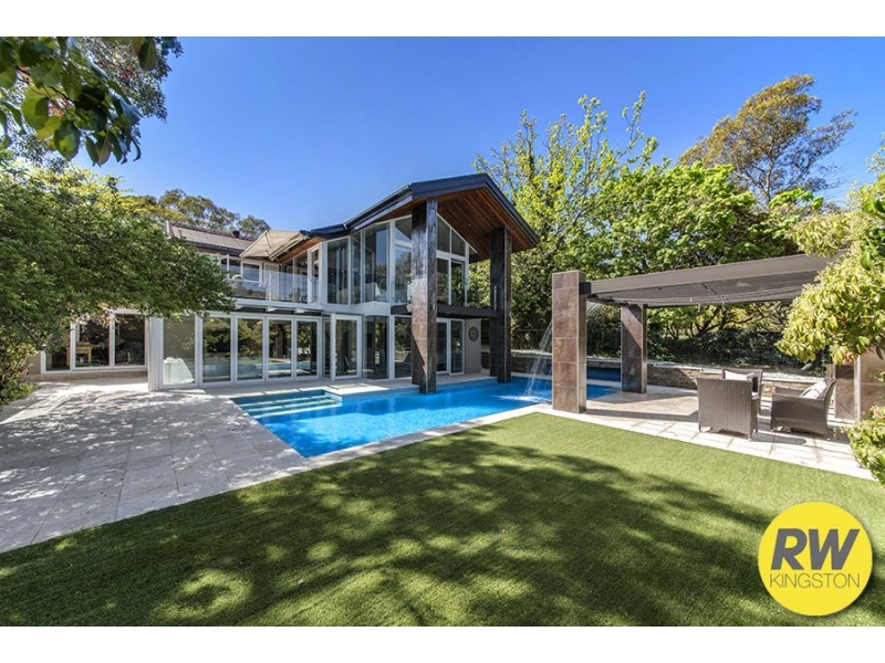 22 Beauchamp Street, Deakin ACT 2600