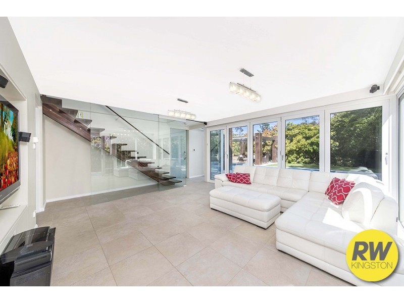 22 Beauchamp Street, Deakin ACT 2600