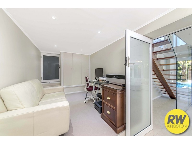 22 Beauchamp Street, Deakin ACT 2600