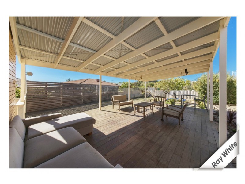 18 Rusten Street, Queanbeyan NSW 2620