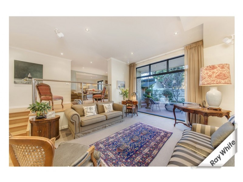 1/19 Schomburgk Street, Yarralumla ACT 2600