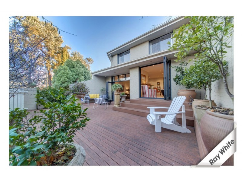 1/19 Schomburgk Street, Yarralumla ACT 2600