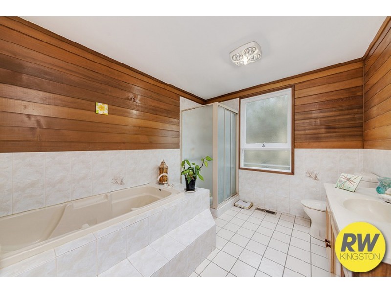 18 Glenorchy Street, Lyons ACT 2606