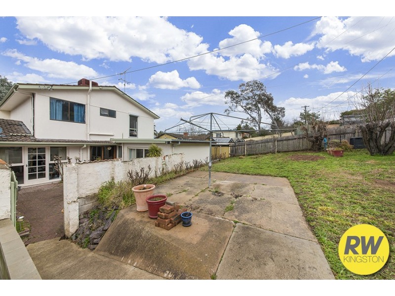 18 Glenorchy Street, Lyons ACT 2606