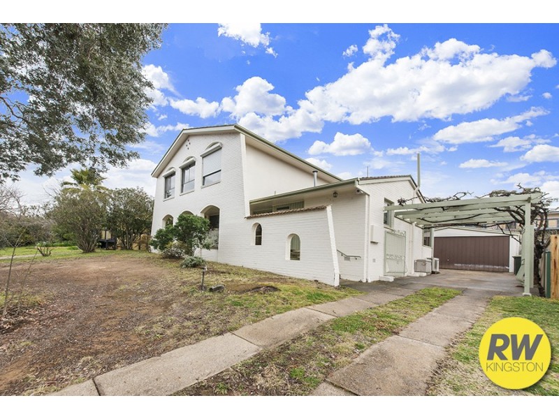 18 Glenorchy Street, Lyons ACT 2606