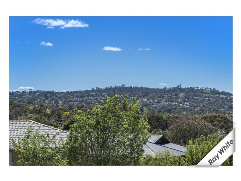 36 Dalley Crescent, Latham ACT 2615