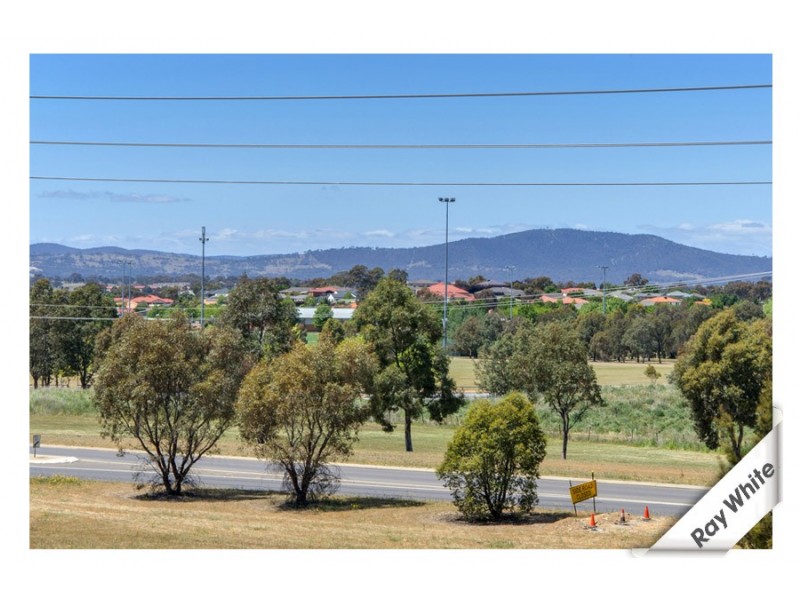 31 Lansdown Crescent, Casey ACT 2913