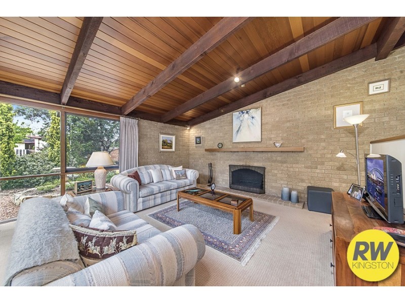 2 Clare Place, Gowrie ACT 2904