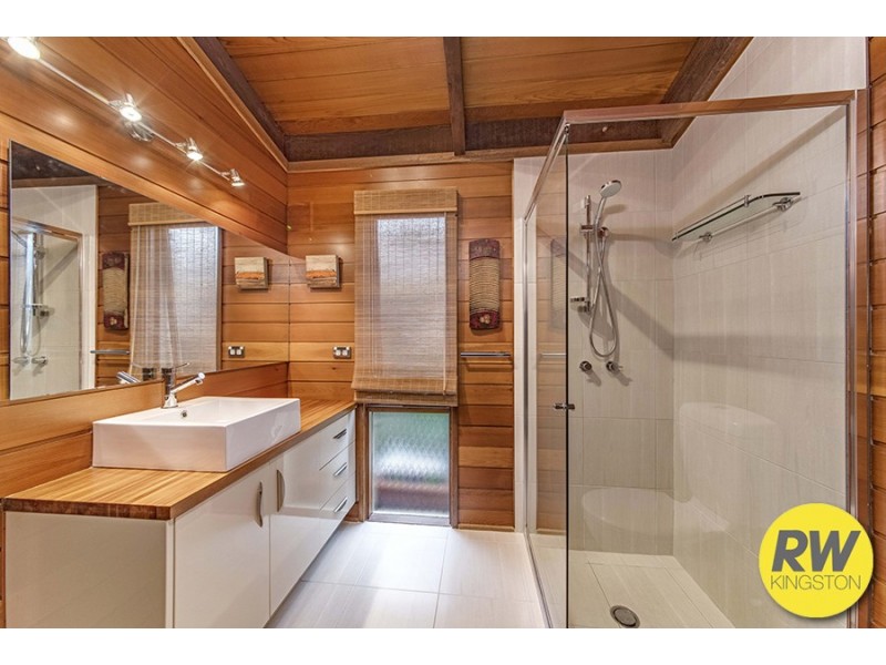 2 Clare Place, Gowrie ACT 2904