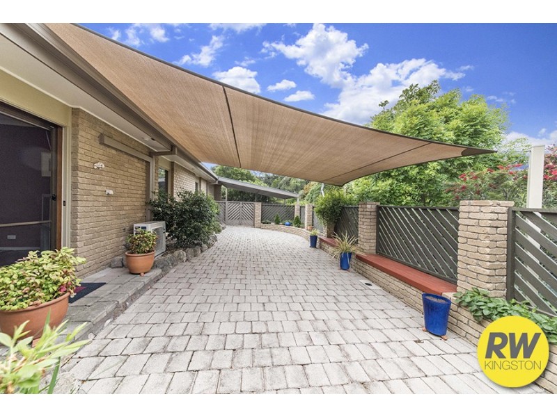 2 Clare Place, Gowrie ACT 2904