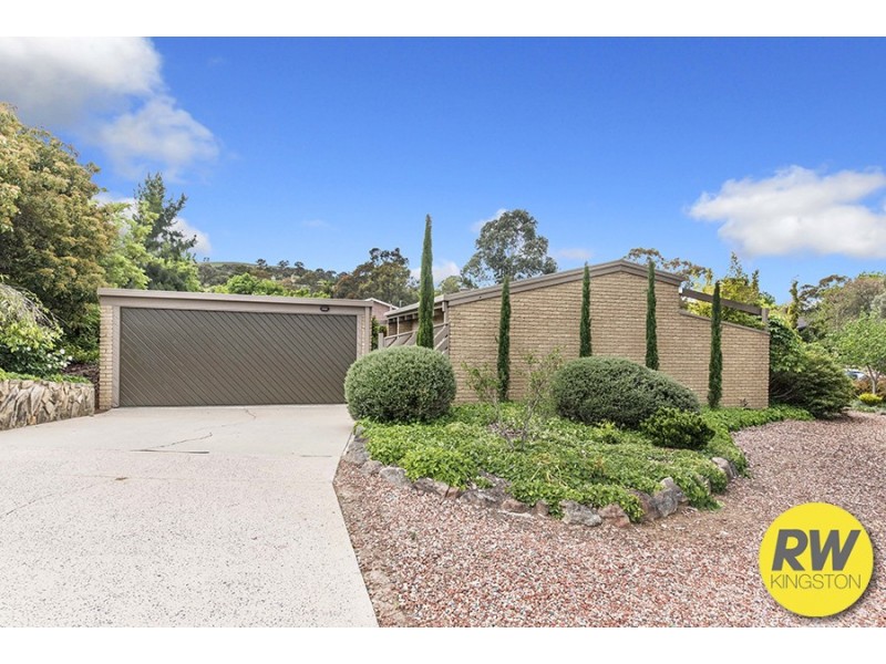 2 Clare Place, Gowrie ACT 2904