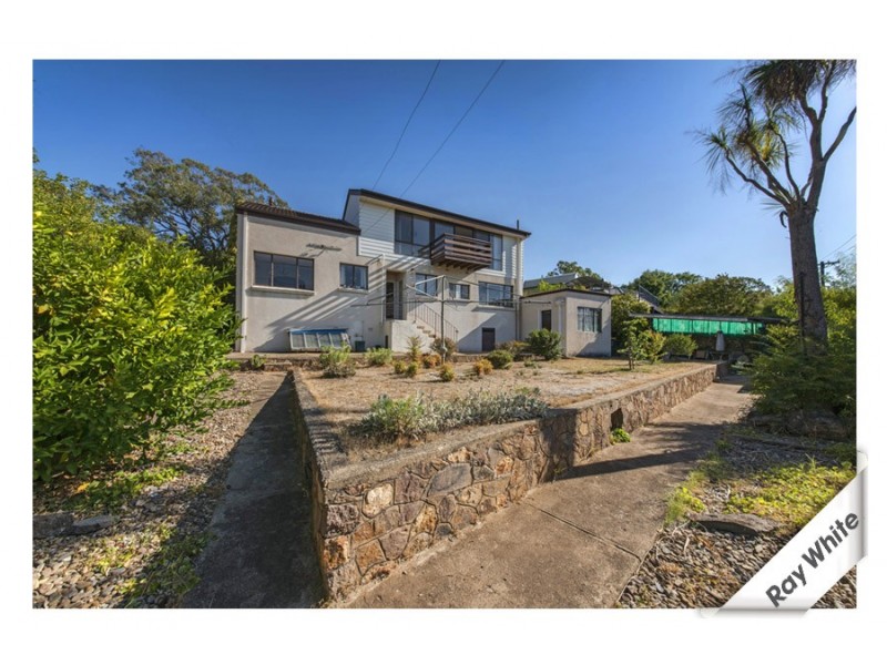 9 Hamelin Crescent, Narrabundah ACT 2604