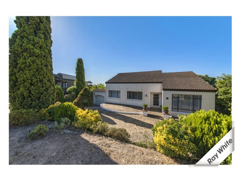 9 Hamelin Crescent, Narrabundah ACT 2604