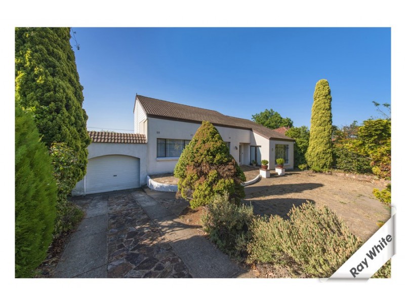 9 Hamelin Crescent, Narrabundah ACT 2604