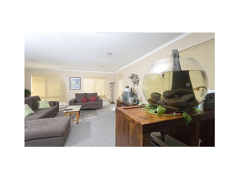 58 Tallara Parkway, Narrabundah ACT 2604