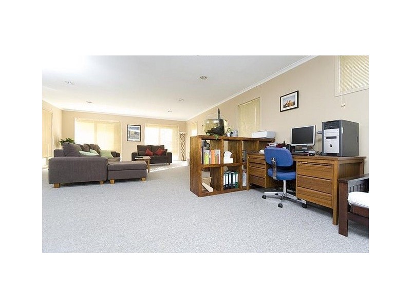 58 Tallara Parkway, Narrabundah ACT 2604