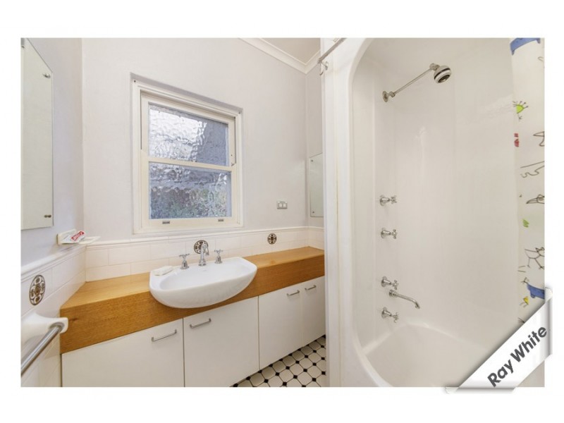 22 Strzelecki Crescent, Narrabundah ACT 2604