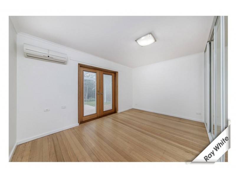 22 Strzelecki Crescent, Narrabundah ACT 2604