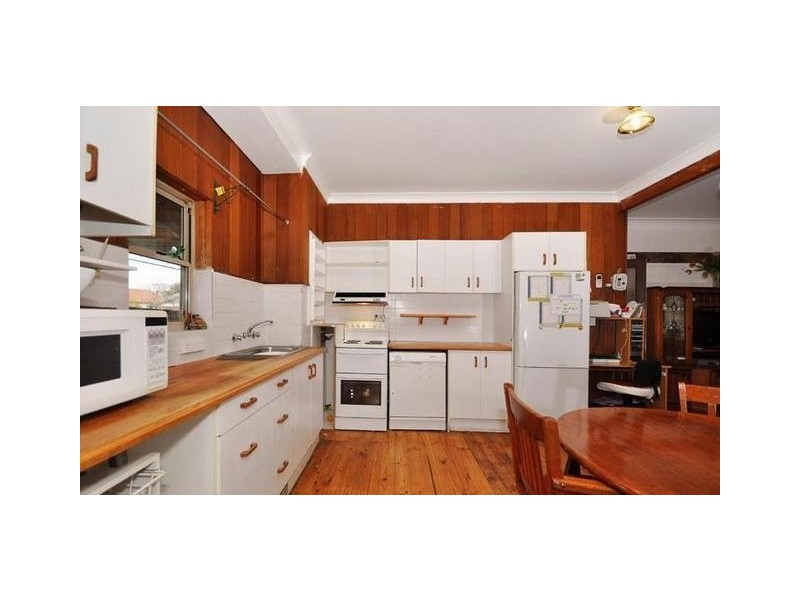 17 Gymea Street, Narrabundah ACT 2604