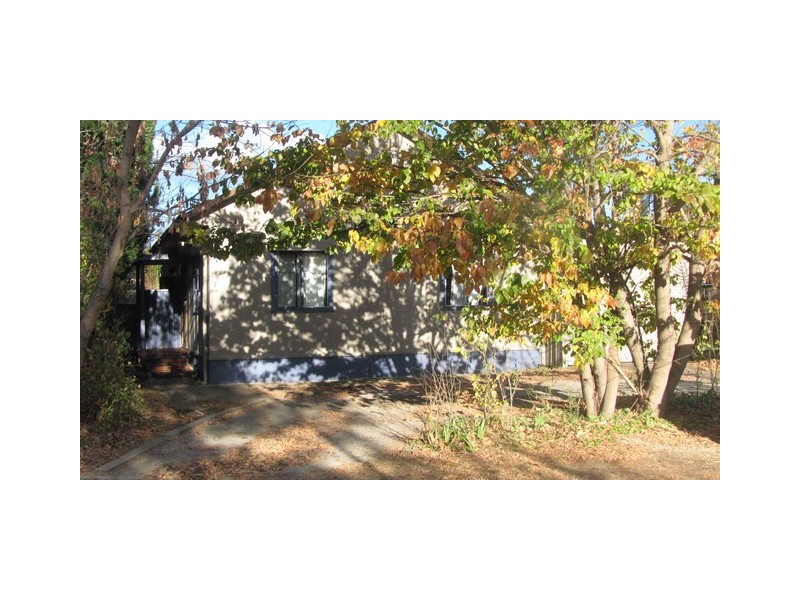 17 Gymea Street, Narrabundah ACT 2604
