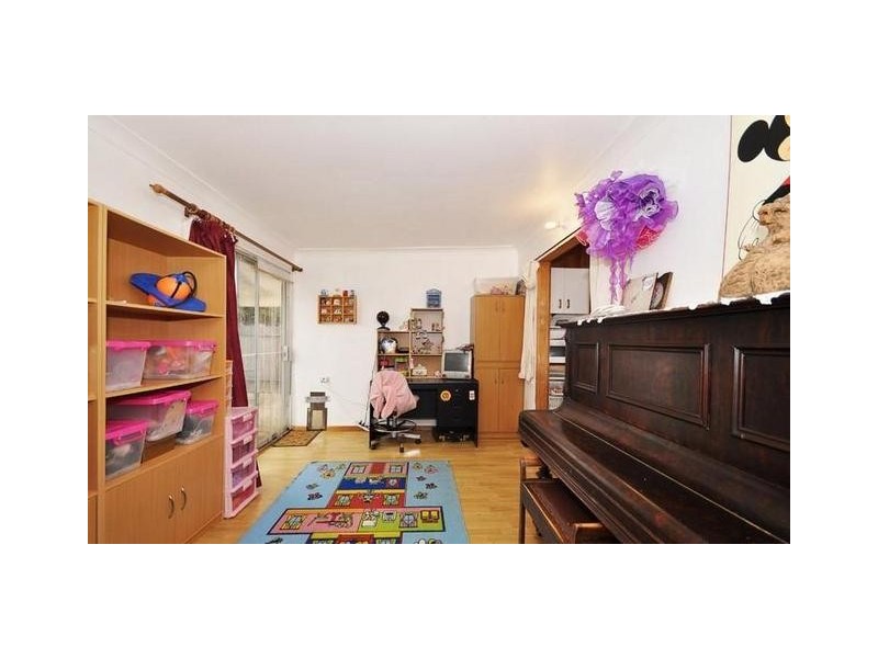 17 Gymea Street, Narrabundah ACT 2604