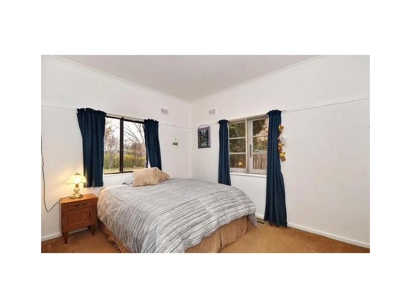17 Gymea Street, Narrabundah ACT 2604