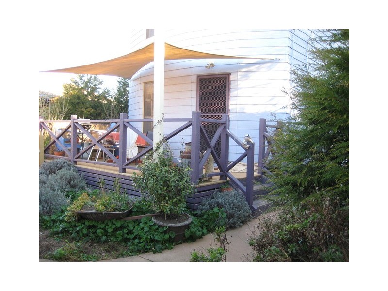 42A Bundeela Street, Narrabundah ACT 2604