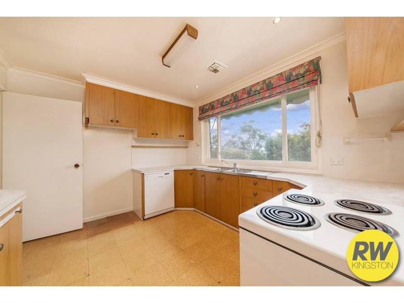 46 Hawkesbury Crescent, Farrer ACT 2607