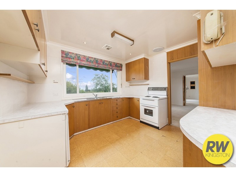 46 Hawkesbury Crescent, Farrer ACT 2607