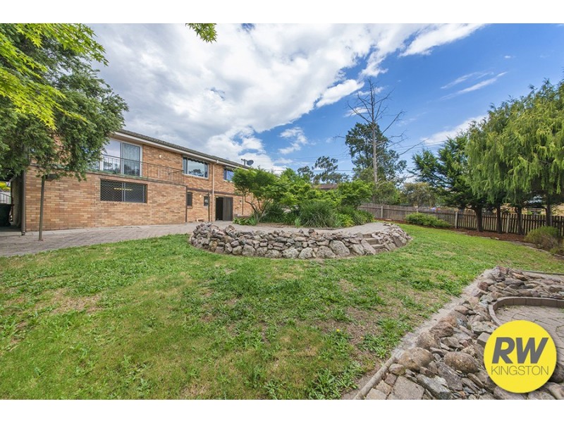46 Hawkesbury Crescent, Farrer ACT 2607
