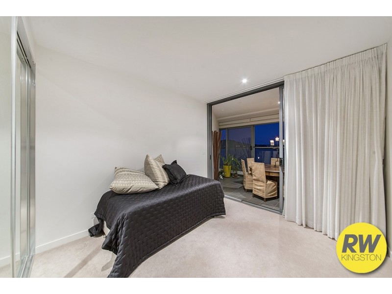 69/11 Eastlake Parade, Kingston ACT 2604