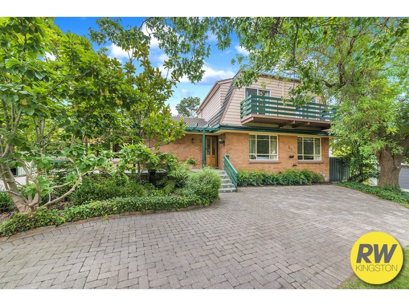 8 Green Street, Narrabundah ACT 2604