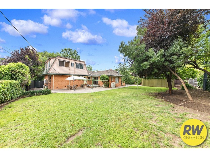 8 Green Street, Narrabundah ACT 2604
