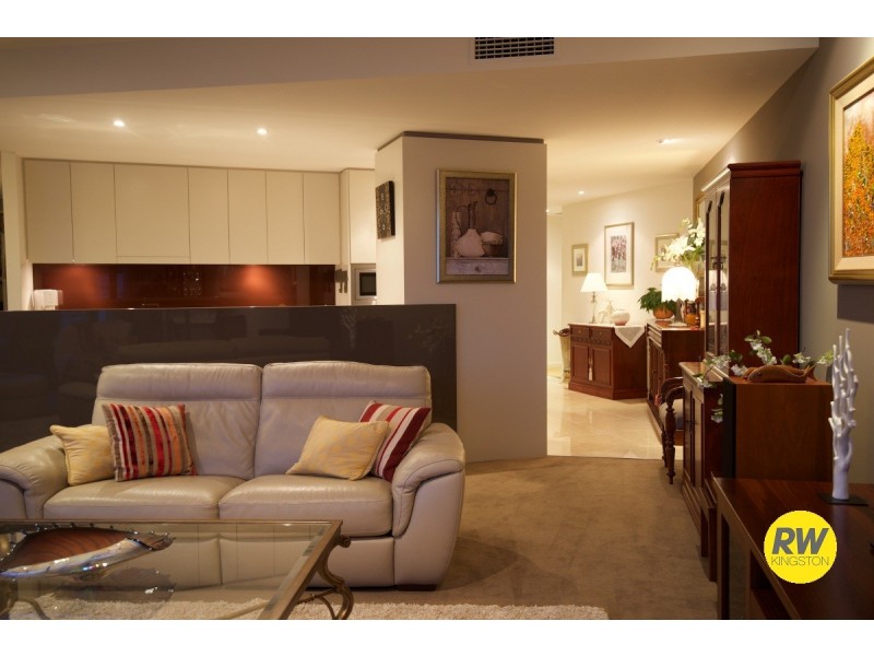 56/11 Eastlake Pde., Kingston ACT 2604