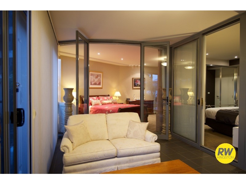 56/11 Eastlake Pde., Kingston ACT 2604