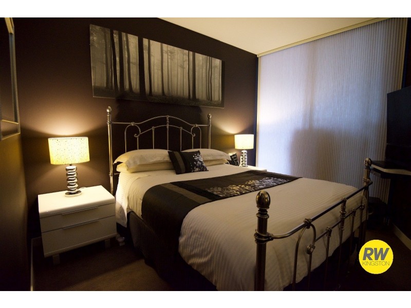 56/11 Eastlake Pde., Kingston ACT 2604