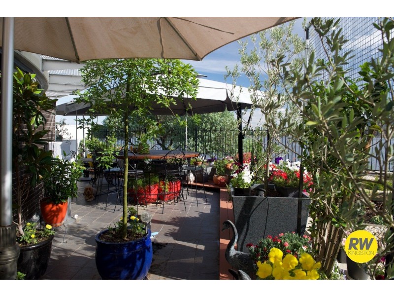 56/11 Eastlake Pde., Kingston ACT 2604