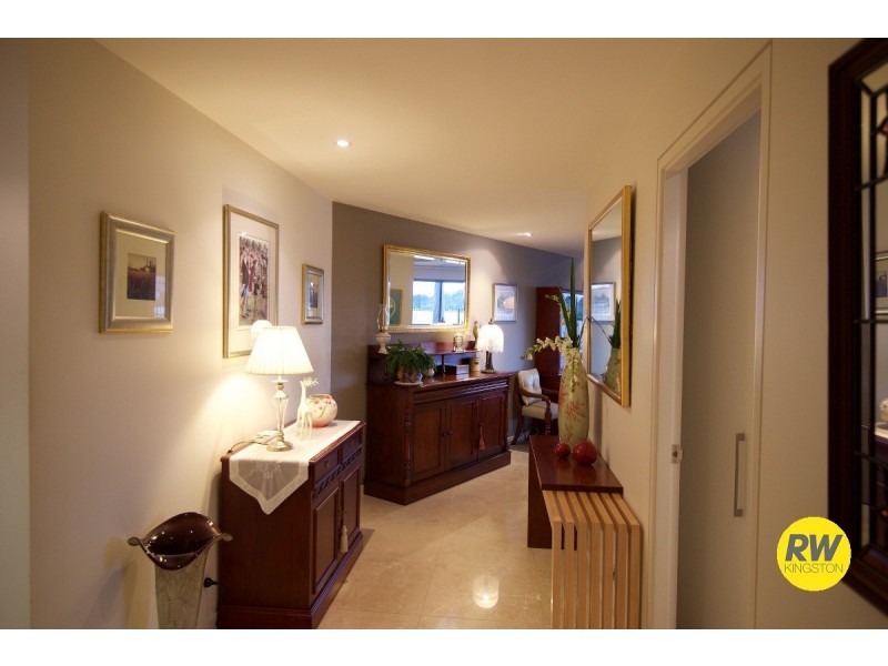 56/11 Eastlake Pde., Kingston ACT 2604