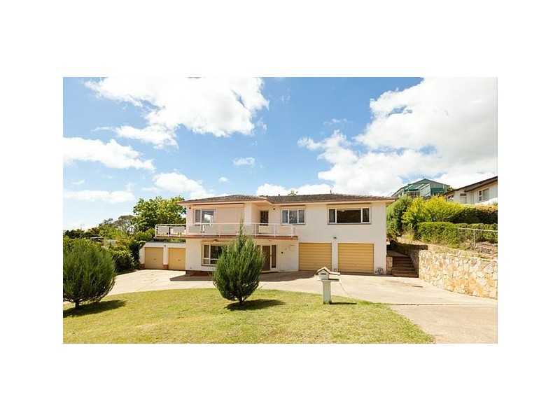 3 Zeehan, Red Hill ACT 2603