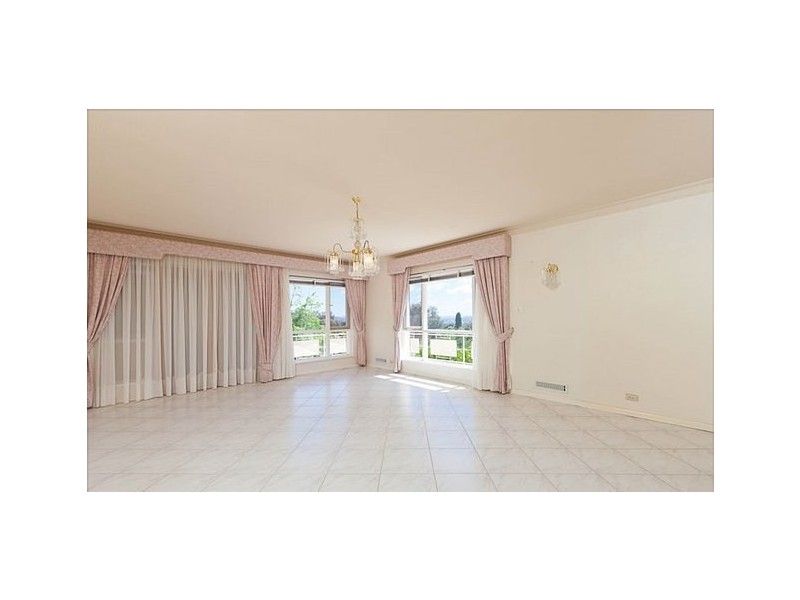 3 Zeehan, Red Hill ACT 2603
