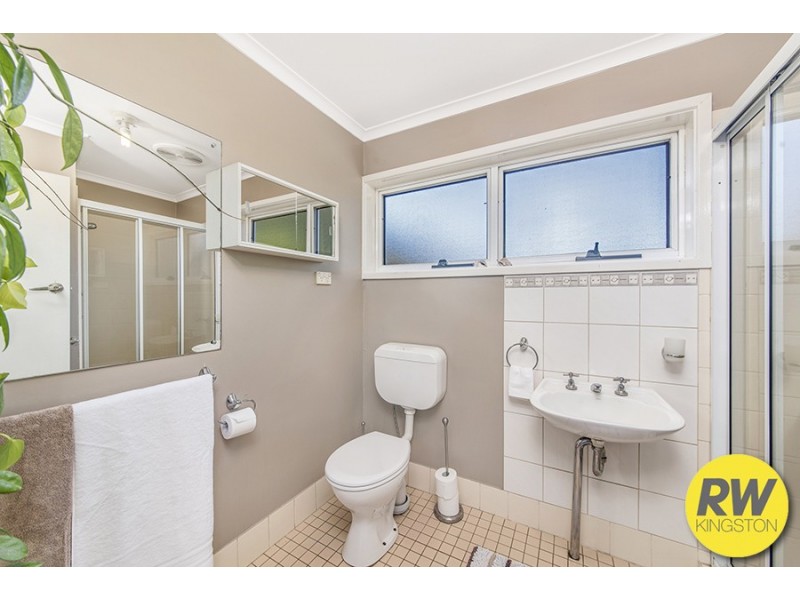 20 Tallara Parkway, Narrabundah ACT 2604
