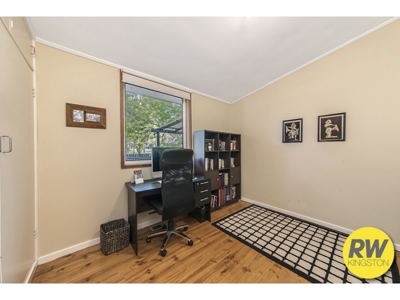 20 Tallara Parkway, Narrabundah ACT 2604
