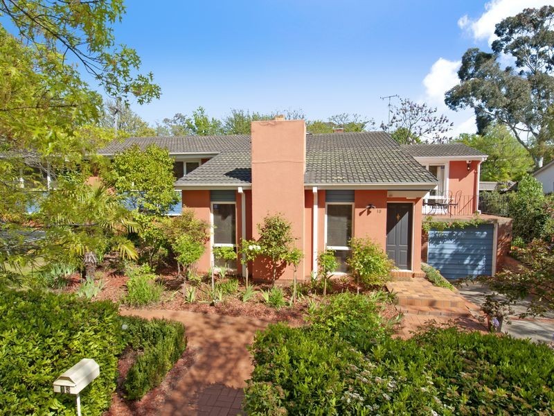 13 Sprent Street, Narrabundah ACT 2604