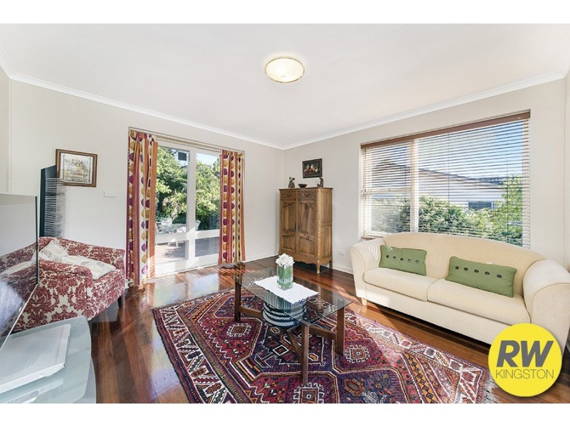 13 Sprent Street, Narrabundah ACT 2604